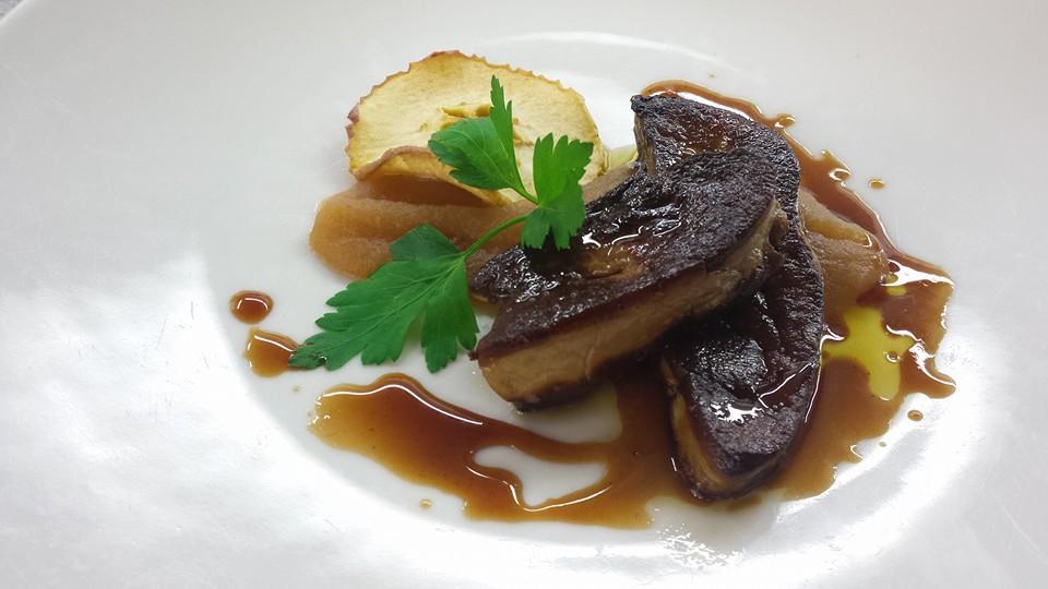 Le Pian-Médoc Logis Hotels - Le Pont Bernet - Hotel 2 Etoiles Et Restaurant מראה חיצוני תמונה