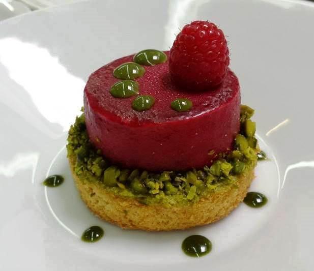 Le Pian-Médoc Logis Hotels - Le Pont Bernet - Hotel 2 Etoiles Et Restaurant מראה חיצוני תמונה